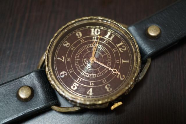 L-4 クラック ワールド アラビア 真鍮 ブラック