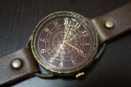 L-4 クラック ワールド アラビア 真鍮 ブラウン