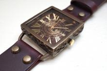 クラックワールドスクエア　Lサイズ　真鍮　ワインブラウン