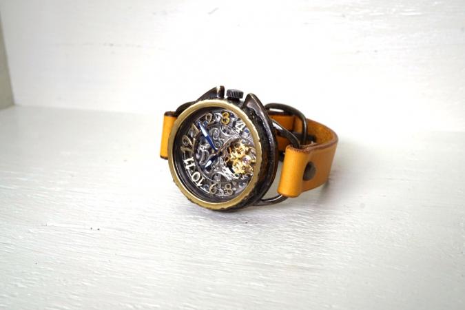 アラベスク　AT　SV/MOV　真鍮　イエロー