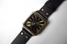 クラックワールドスクエア　Lサイズ　真鍮　ブラック