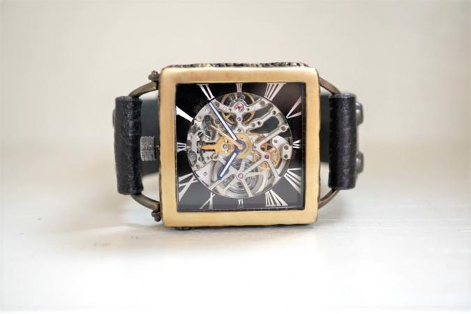 メカニックシルバースクエア　真鍮　ブラック　手作り腕時計