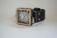 メカニックシルバースクエア　真鍮　ブラック　手作り腕時計