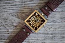 メカニックゴールドスクエア　真鍮　ワインブラウン　手作り腕時計