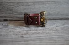 メカニックゴールドスクエア　真鍮　ワインブラウン　手作り腕時計