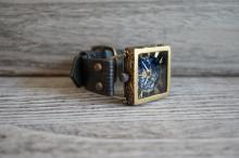 メカニックブルースクエア　真鍮　ブラック　手作り腕時計