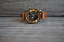 メカニックブラック　AT　Mサイズ　キャメル 真鍮 　手作り腕時計